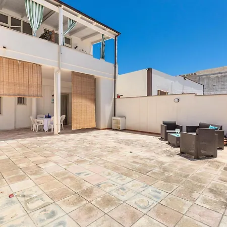 Sud Sud Апартаменты Торре-Лапилло